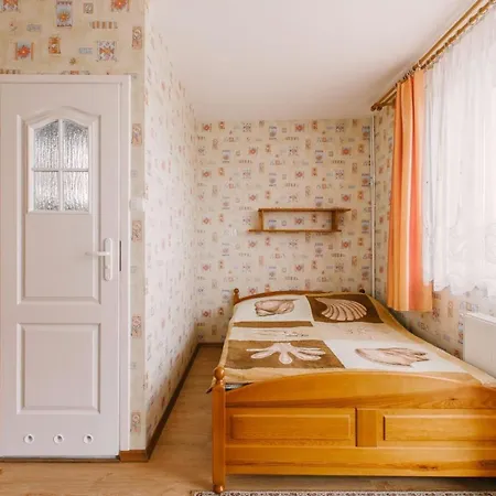 Wedrowiec Apartment Karwia Exterior photo