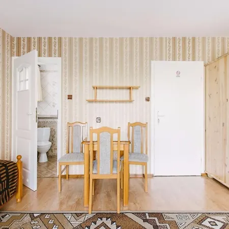 Wedrowiec Apartment Karwia Exterior photo